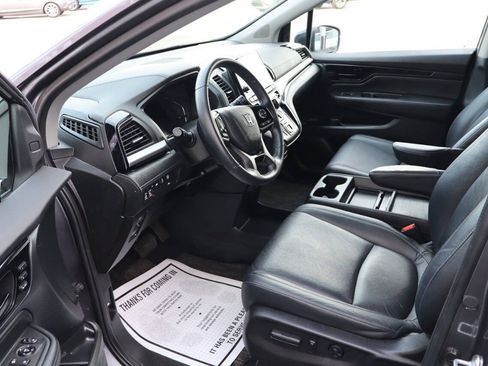 Used 2023 Honda Odyssey Touring image 6