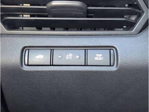 Used 2024 Nissan Altima 2.5 SV image 26