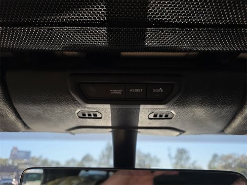 Used 2023 Jeep Gladiator Rubicon w/ LED Lighting Group image 30