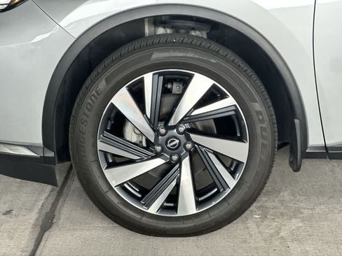 Used 2023 Nissan Murano SL w/ SL Moonroof Package FWD image 11