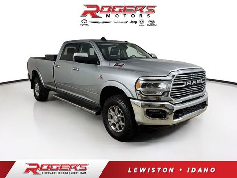 Used 2022 RAM 2500 Laramie AWD/4WD image 1