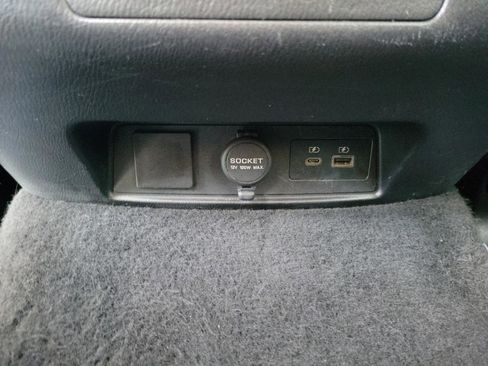 Certified 2022 Nissan Armada SV w/ SV Appearance Package image 10