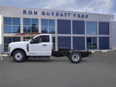 New 2025 Ford F350 XL w/ XL Chrome Package RWD image 4