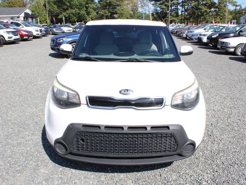 Used 2014 Kia Soul + image 3
