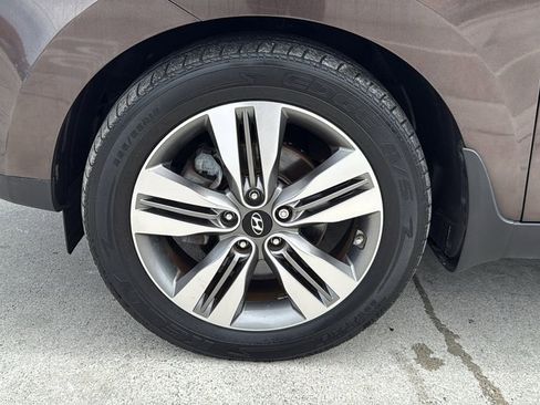 Used 2014 Hyundai Tucson Limited w/ Technology Package 02 FWD image 18