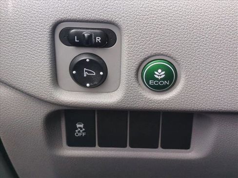 Used 2016 Honda Pilot EX image 17