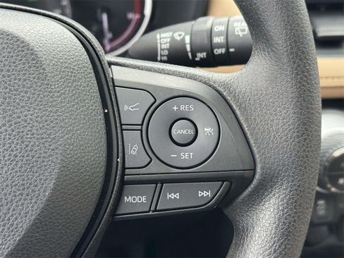 Used 2023 Toyota RAV4 XLE w/ Convenience Package image 23