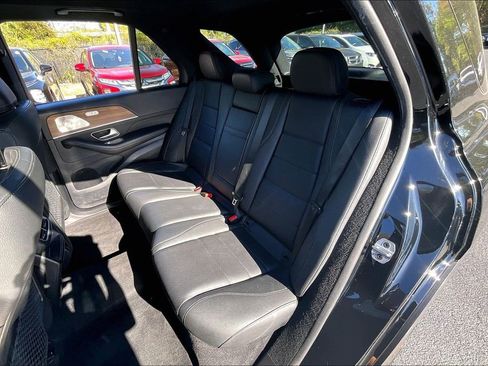Used 2022 Mercedes-Benz GLE 350 4MATIC w/ Premium Package image 22