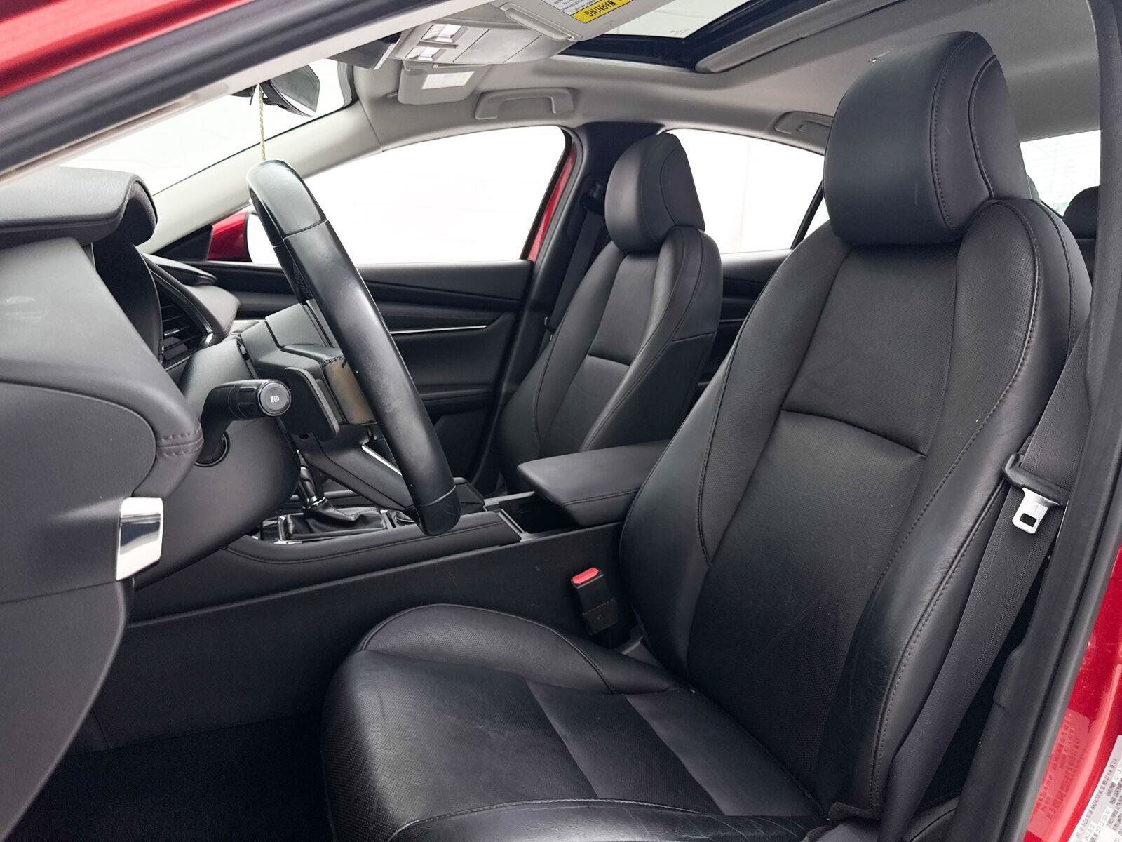 Used 2021 MAZDA MAZDA3 s AWD/4WD image 21