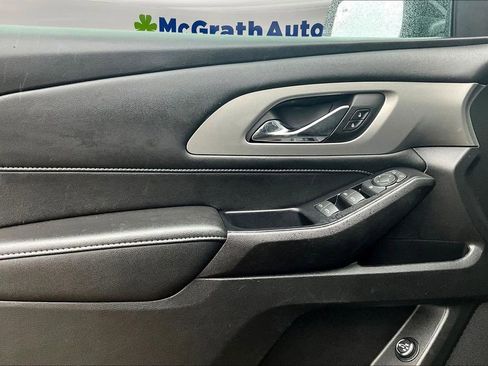 Certified 2023 Chevrolet Traverse LT w/ LPO, Floor Liner Package image 22