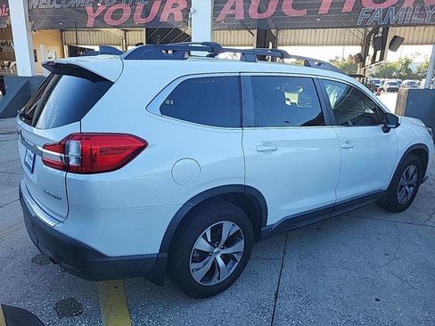 Used 2019 Subaru Ascent Premium w/ Popular Package #2 AWD/4WD image 5