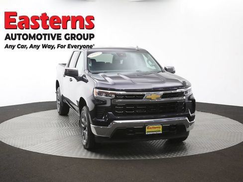 Used 2023 Chevrolet Silverado 1500 LT AWD/4WD image 53