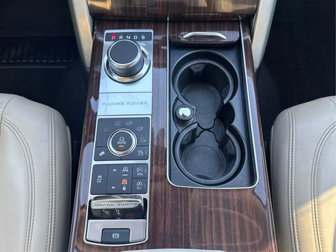 Used 2016 Land Rover Range Rover Supercharged image 18