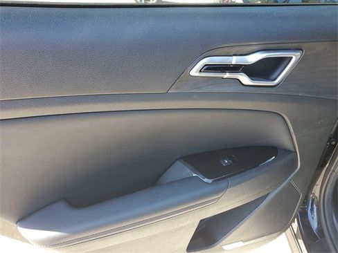 Certified 2023 Kia Sportage X-Line w/ X-Line Premium Package image 10