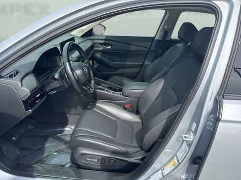 Used 2025 Honda Accord EX-L image 9