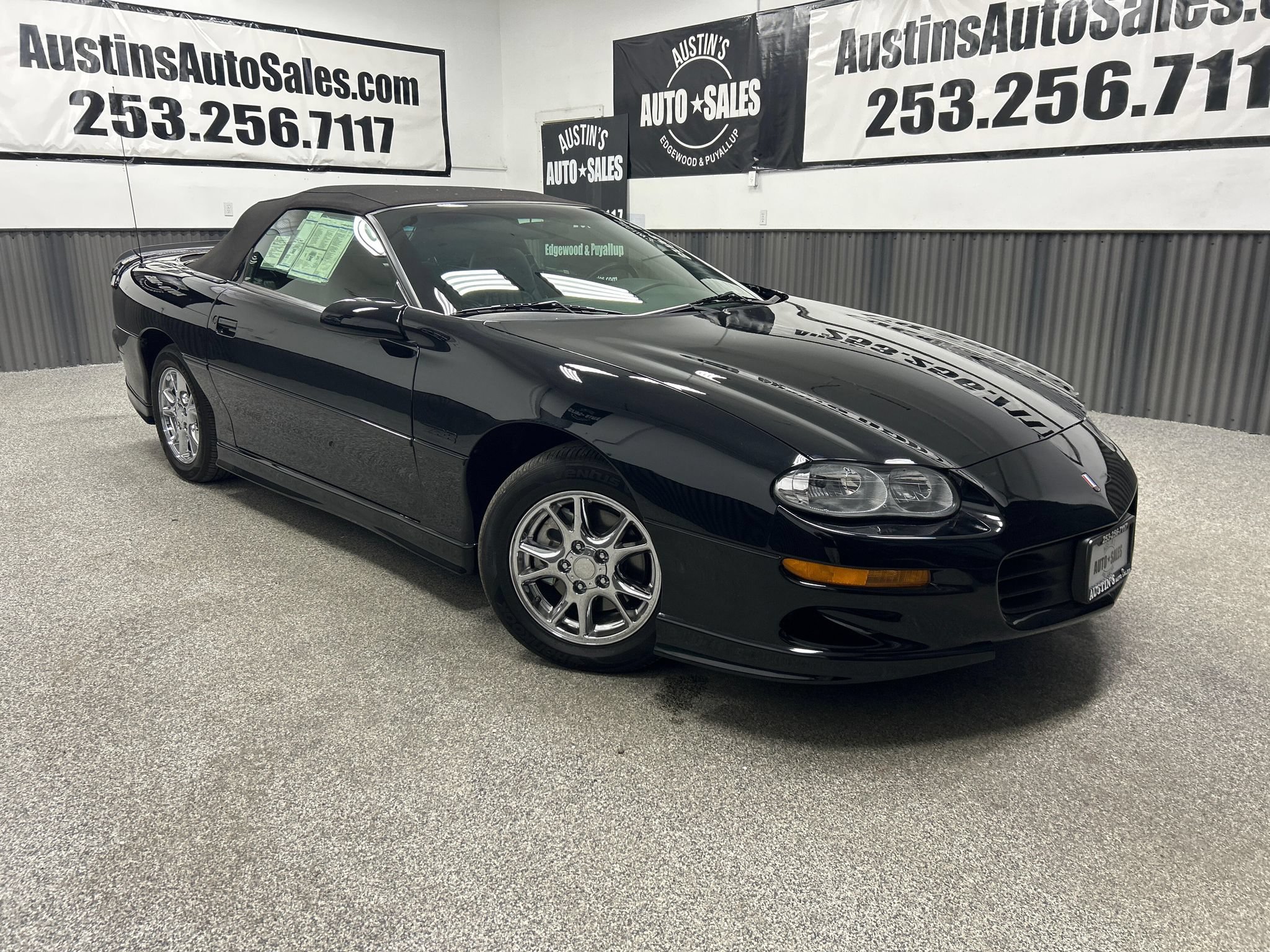 Used 2002 Chevrolet Camaro Z28 w/ Sport Appearance Pkg RWD image 1