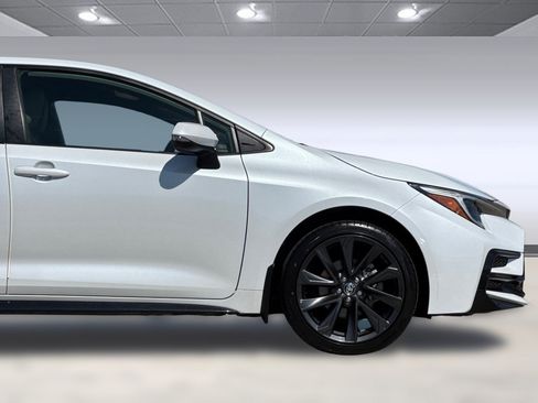 Certified 2024 Toyota Corolla SE FWD image 33