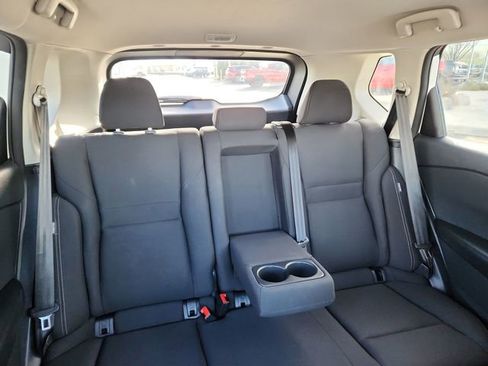 Used 2024 Nissan Rogue S image 26