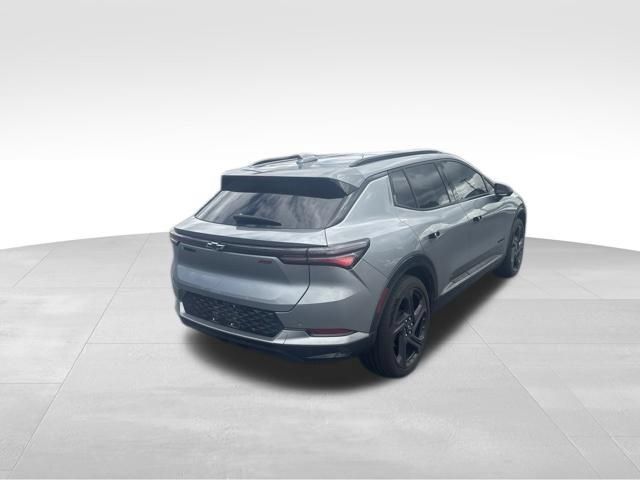 Certified 2024 Chevrolet Equinox EV RS FWD image 2