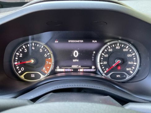 Used 2023 Jeep Renegade Trailhawk AWD/4WD image 18