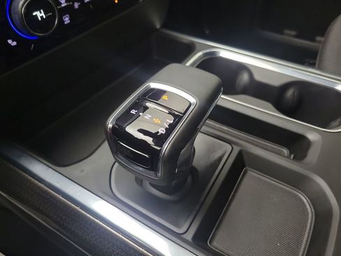 Used 2025 Chevrolet Silverado 1500 LT Trail Boss w/ Convenience Package II image 13