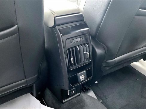 Used 2022 Jeep Compass Limited image 30