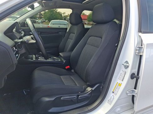 Used 2022 Honda Civic EX image 13