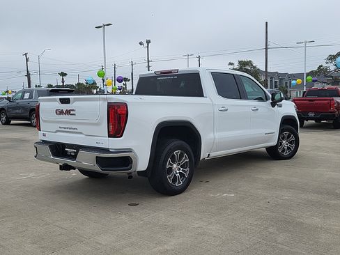 Used 2025 GMC Sierra 1500 SLT image 5