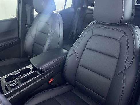 Certified 2026 Chevrolet Equinox LT w/ Convenience Package II image 11