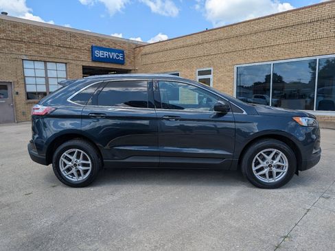 Used 2024 Ford Edge SEL w/ Convenience Package AWD/4WD image 5