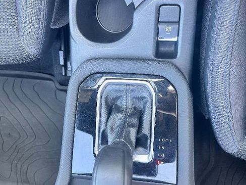 Used 2025 Subaru Forester Premium w/ Convenience Package #1 image 12