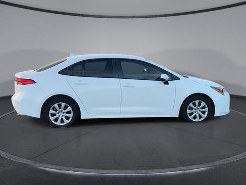 Used 2023 Toyota Corolla LE FWD image 9