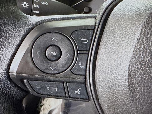 Used 2024 Toyota Corolla LE image 14