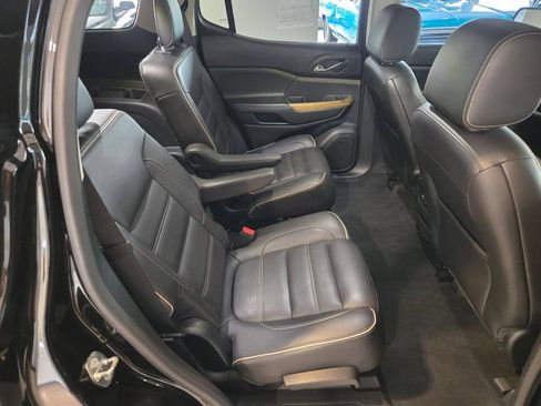 Certified 2018 GMC Acadia Denali w/ Technology Package AWD/4WD image 10