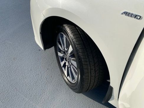 Used 2020 Toyota Sienna Limited Premium AWD/4WD image 31