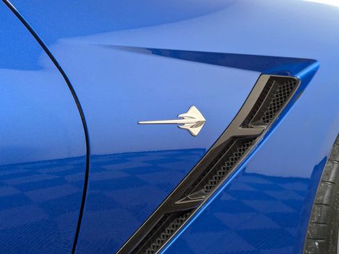 Used 2015 Chevrolet Corvette Stingray Coupe w/ 2LT Preferred Equipment Group image 10