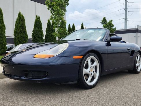 Used 1999 Porsche Boxster RWD image 17