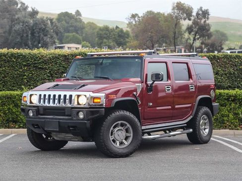 Used 2005 HUMMER H2 w/ Preferred Equipment Group image 1