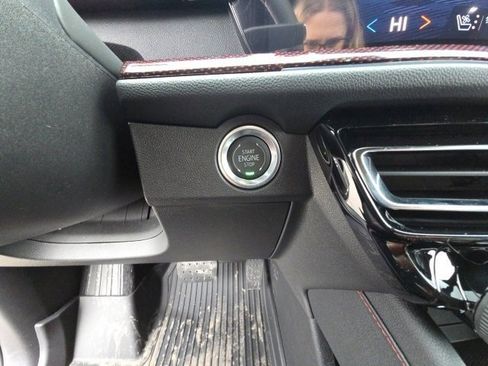 New 2026 Chevrolet Traverse RS w/ LPO, Floor Liner Package image 17