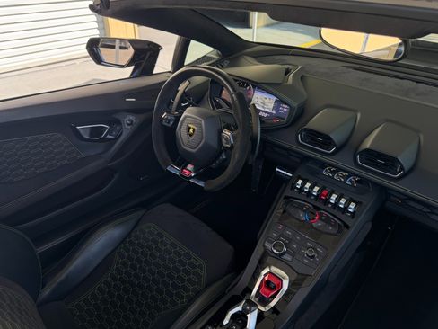 Used 2017 Lamborghini Huracan LP 610-4 image 49