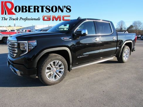 Used 2023 GMC Sierra 1500 Denali w/ Technology Package image 1