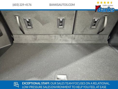 New 2026 GMC Acadia Elevation image 7