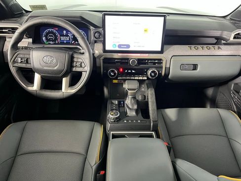 Used 2024 Toyota Tacoma Trailhunter image 13