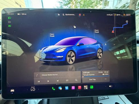 Used 2022 Tesla Model 3 Long Range AWD/4WD image 91