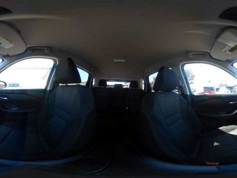 Used 2025 Nissan Rogue SV FWD image 44