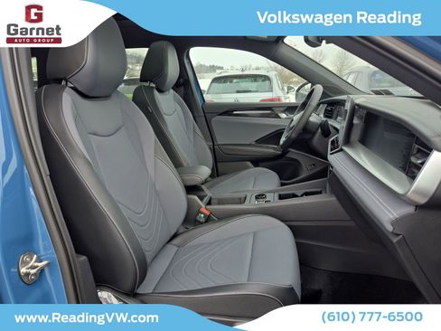 New 2026 Volkswagen Tiguan SE R-Line image 13