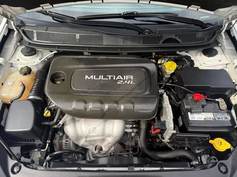 Used 2015 Dodge Dart SXT FWD image 37