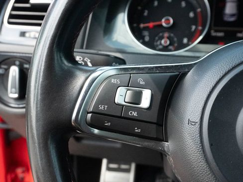 Used 2015 Volkswagen GTI S FWD image 20