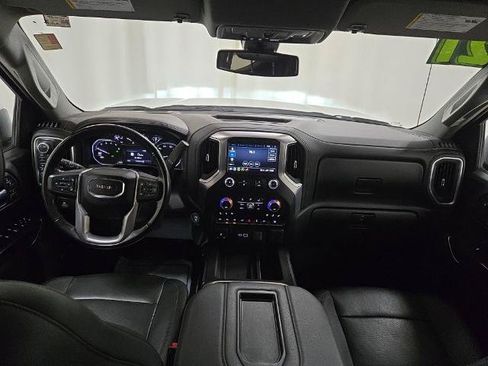 Used 2021 GMC Sierra 1500 SLT w/ SLT Premium Plus Package AWD/4WD image 5
