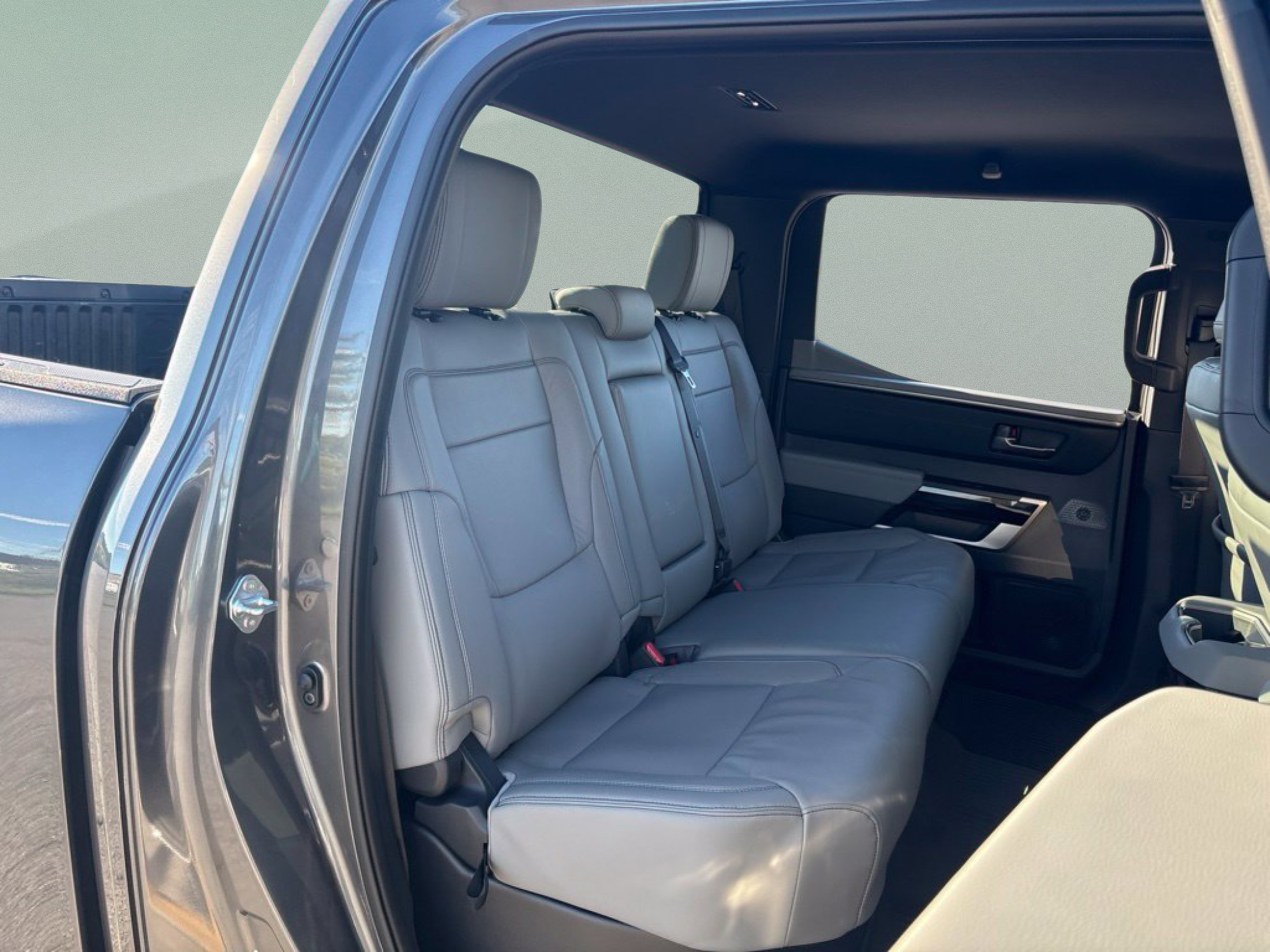 Used 2026 Toyota Tundra Limited AWD/4WD image 21